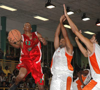 Play-Off 2008 - Finales : Manches 1 et 2