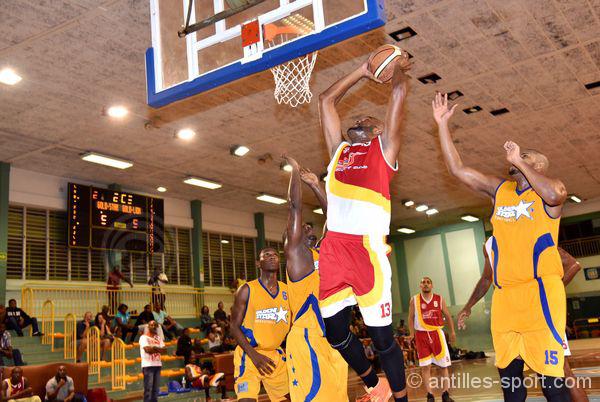 golden star golden lion championnat 2
