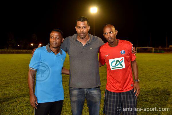 DH972_Golden Lion-réactions encadrement