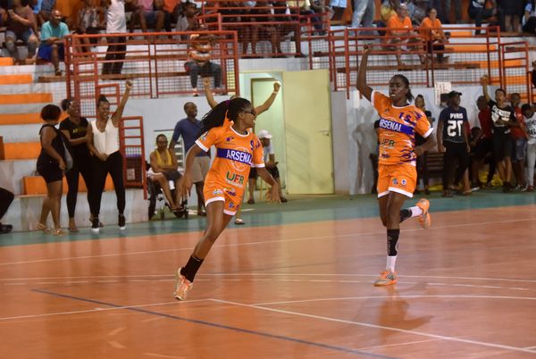 prenat fem2017_J13_Arsenal-USCC_joie