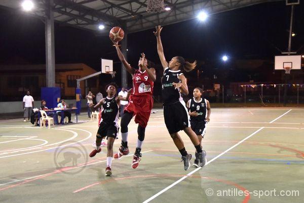 N3F972J2_BS-Gauloise